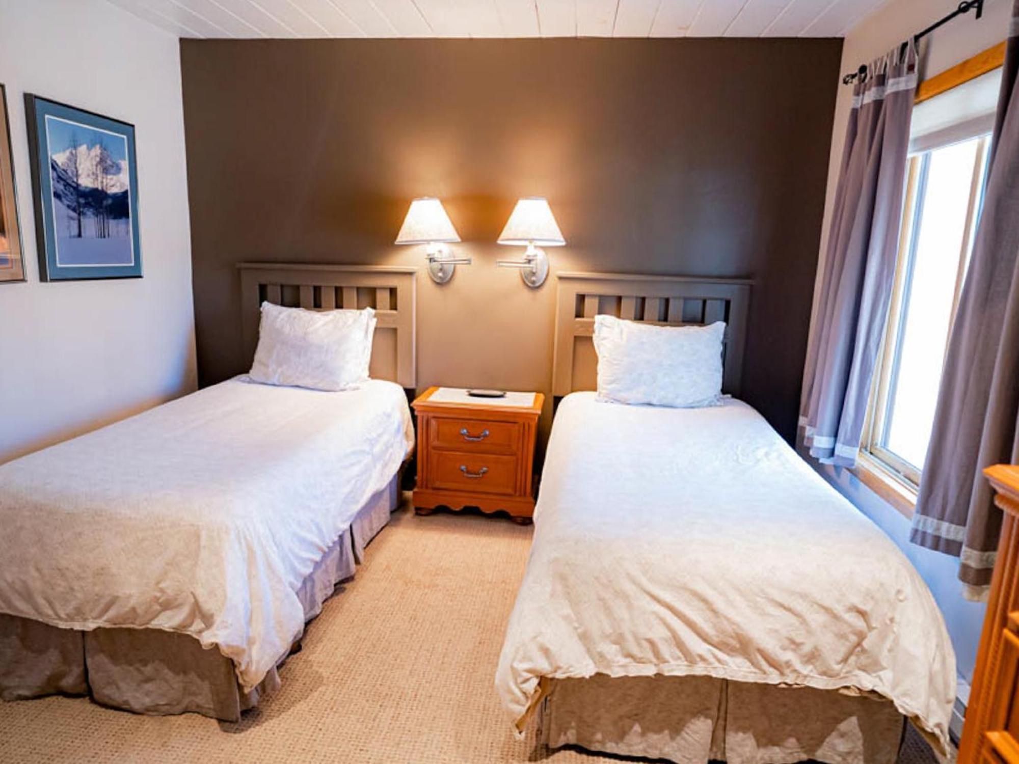 Lift One Condominiums - One, Two, Three Bedroom Units Adjacent To Downtown Aspen Room photo