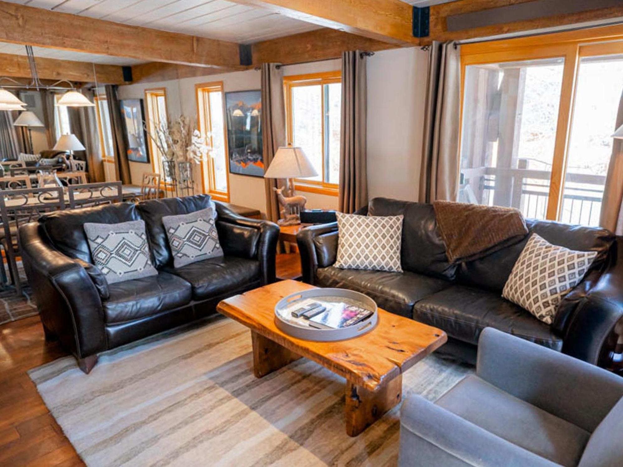 Lift One Condominiums - One, Two, Three Bedroom Units Adjacent To Downtown Aspen Room photo