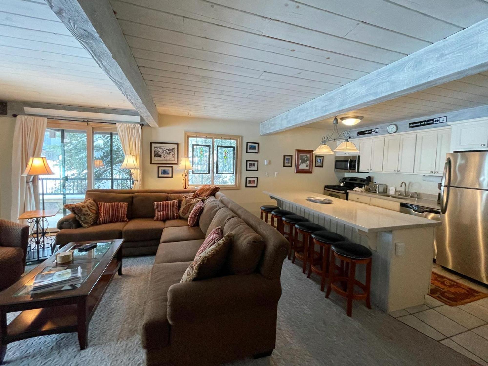 Lift One Condominiums - One, Two, Three Bedroom Units Adjacent To Downtown Aspen Room photo